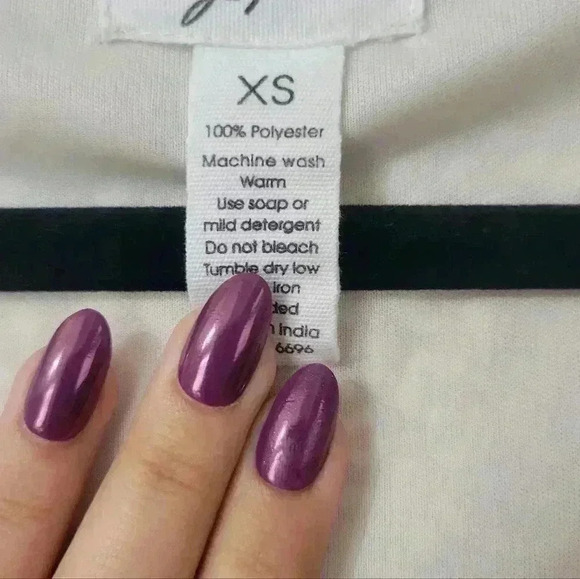 TJMAXX size xs vneck cream blouse - Picture 2 of 5